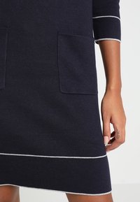 s.Oliver Vestido de punto - dark blue