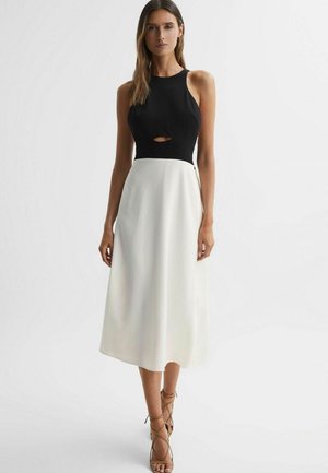 REGULAR FIT - VIENNA HALTER NECK CUT OUT - Robe de jour - black white