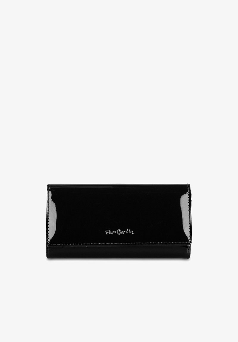 Zwarte portemonnee van lakleer met een rechthoekige vorm, gladde textuur en geperst merklogo in zilver. Heeft een strak overslagontwerp.