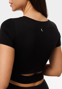 Carpatree EVE - Camiseta deportiva - black