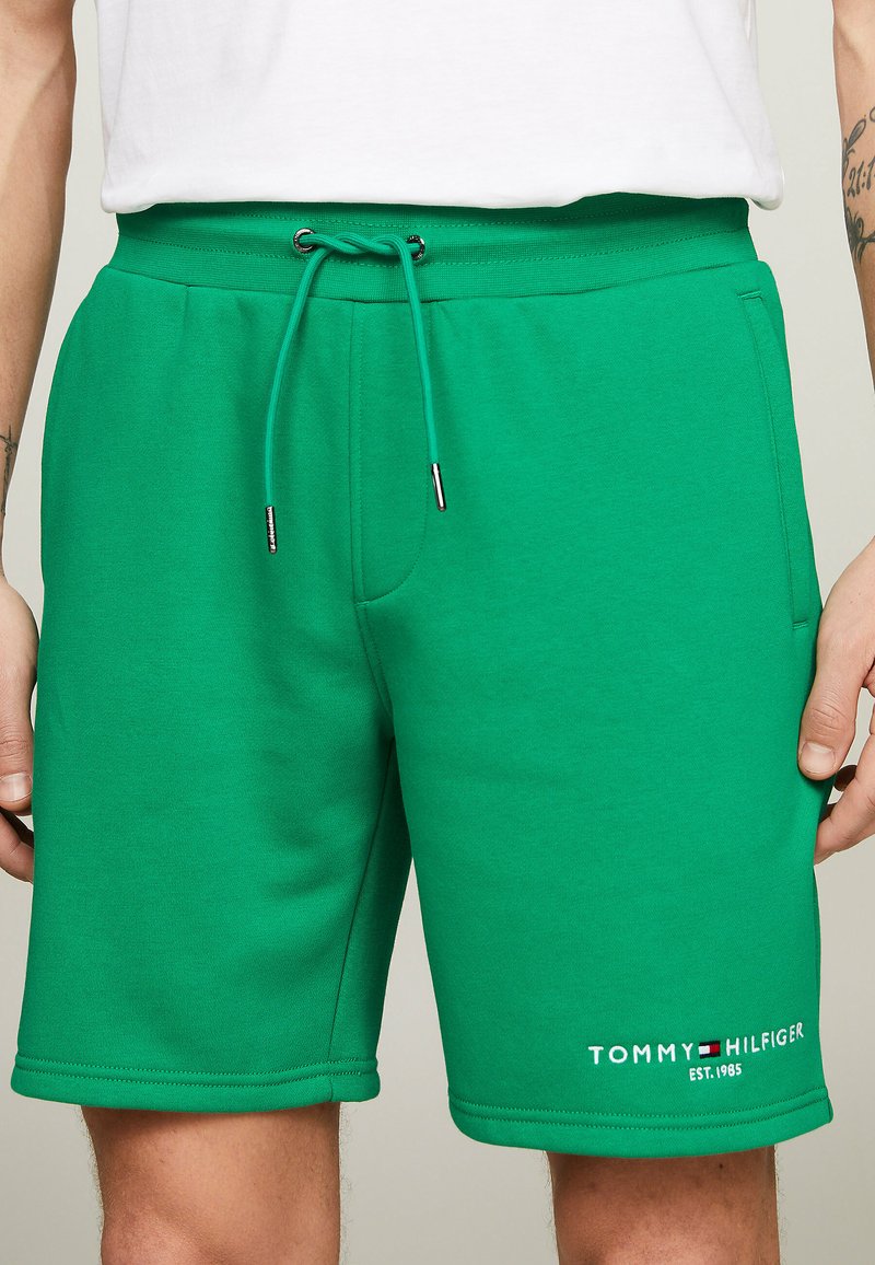 Tommy Hilfiger SMALL LOGO Jogginghose olympic green/grün Zalando.ch