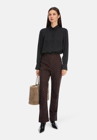 Marc Cain FATSA - Stoffhose - deep wood