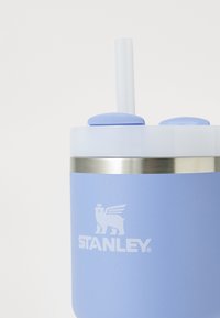 Stanley THE QUENCHER H2.O FLOWSTATE™ TUMBLER 0.6L UNISEX - Boca za piće - hydrangea
