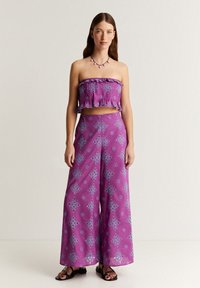 Scalpers ENGLISH EMB  - Top - purple