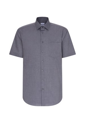 Herre kortærmet grå skjorte med knapper, spids krave og brystlomme, vist på hvid baggrund.
