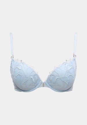 Soutien-gorge rembourré bleu clair avec broderie en dentelle florale, bretelles réglables et petits bijoux décoratifs au centre avant.
