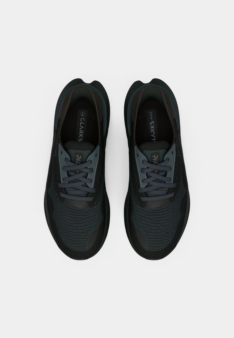 Clarks Pace Scarpe Da Ginnastica Uomo | Tomaia In Tessuto, Suola Ammortizzata C360, Per Camminate E Uso Quotidiano