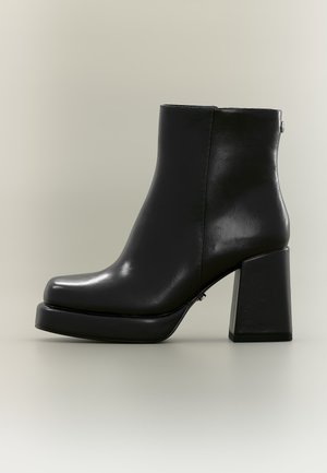 Buffalo, AALIYAH ZIP  - Bottes - black