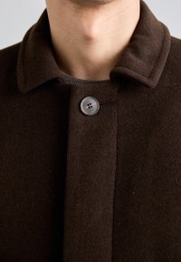 Essential Collective COAT - Klassisk frakke - fuzzy brown