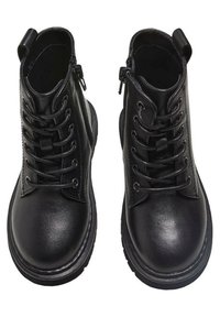 Bottes noires en cuir à lacets avec une finition lisse, dotées d'une fermeture éclair sur le côté, d'un bout rond et d'une semelle en caoutchouc robuste. Agrémentées d'œillets en métal.