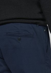 Matinique THOMAS  - Šortky - dark navy