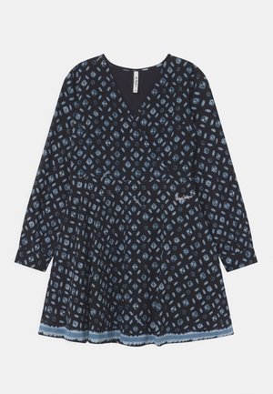 Navyfarbendes langärmliges Kleid mit V-Ausschnitt, mit einem hellblauen geometrischen Diamantenmuster und einem gestreiften Saum.