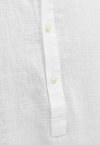 Thumbnail Image 7