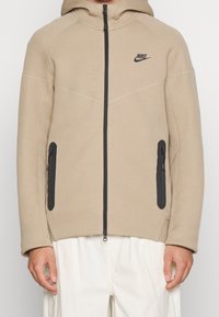 Nike Sportswear Giacca in pile - khaki