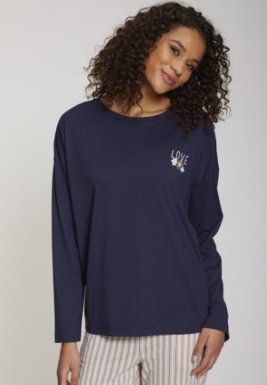 Marineblaues Langarmshirt aus weichem Stoff mit einem kleinen "LOVE"-Grafik und floralem Design auf der linken Brustseite.