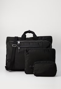 BOSS HIGHWAY SUIT BAG SET - Vrecko na pranie - black