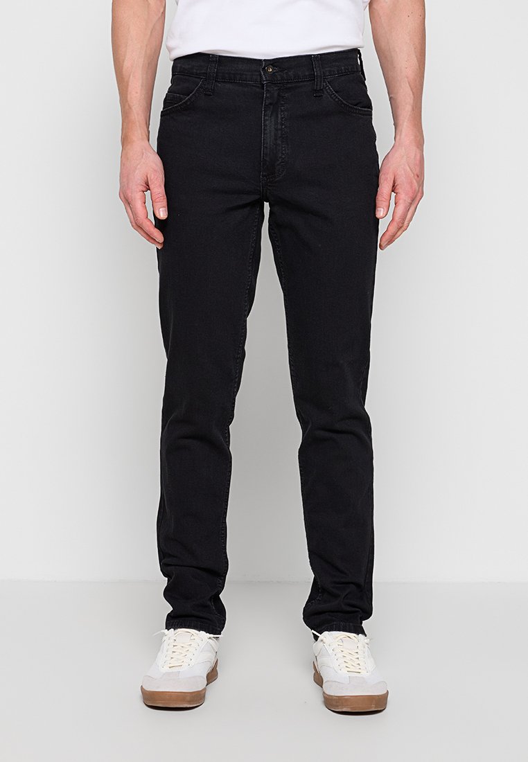 Vaqueros tapered