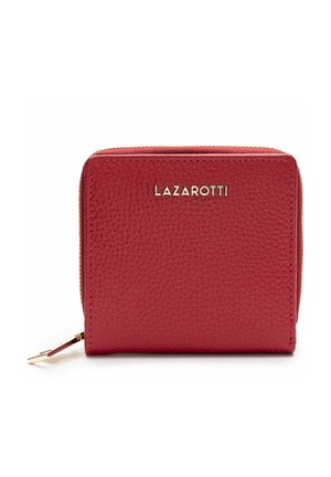 Portafoglio rosso in ecopelle con superficie texturizzata, accessori in oro e chiusura zip. Mostra il nome del marchio "LAZAROTTI" in modo prominente sulla parte anteriore.