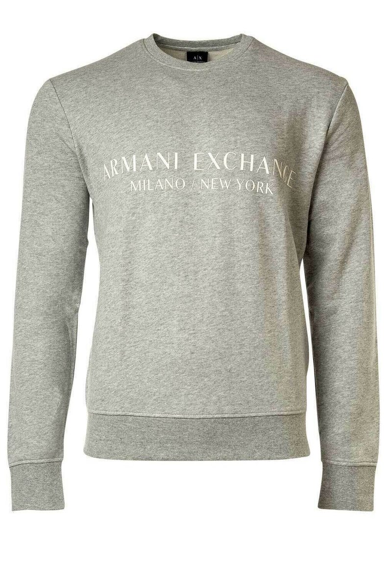 Sudadera gris de mezcla de algodón con mangas largas, cuello redondo y estampado "ARMANI EXCHANGE MILANO / NEW YORK" en la parte frontal.