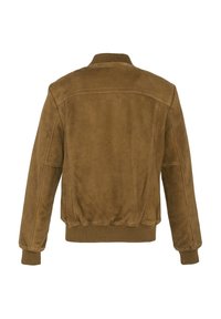 Chaqueta bomber de ante marrón con cuello, puños y cinturilla acanalados, vista desde atrás sobre un fondo blanco.