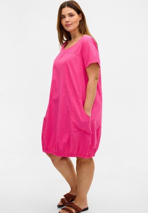 KURZARM - Day dress - beetroot purple