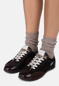 MYR AA - Sneakersy niskie