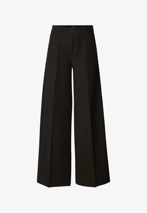 Sorte bukser med brede ben lavet af et glat stof, med knaplukning foran, bæltestropper og rene syninger langs sømmene.