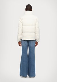 Lauren Ralph Lauren INSULATED COAT - Bunda z prachového peří - cream