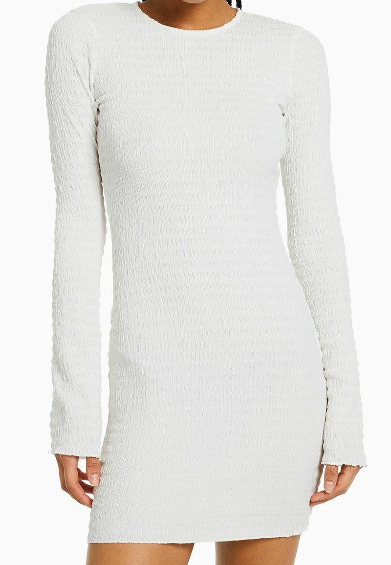 Bershka Robe fourreau - beige