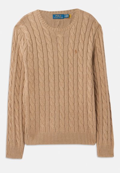 Bež pleten pulover z kabelskim vzorcem, okrogel izrez, rebraste manšete in spodnji rob. Ima oznako blagovne znamke na notranji strani ovratnika.