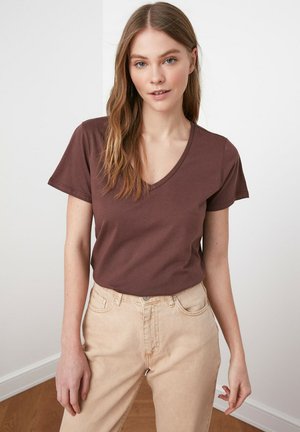 Camiseta básica - brown