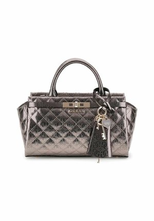 Sac structuré en matériau synthétique gris métallisé, présentant un motif en diamants, deux poignées et un porte-clés amovible avec logo.