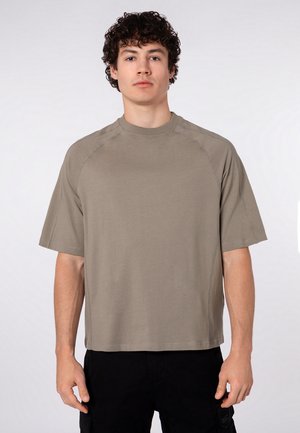 Sublevel, OVERSIZED FIT - Basic T-shirt - brown