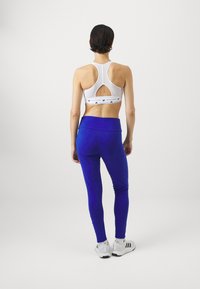 adidas Sportswear Tajice - semi lucid blue