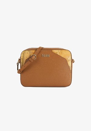 Borsa a tracolla sintetica marrone con una finitura texturizzata e un accento di design mappa. Caratterizzata da un pratico manico e un dettaglio logo argentato.