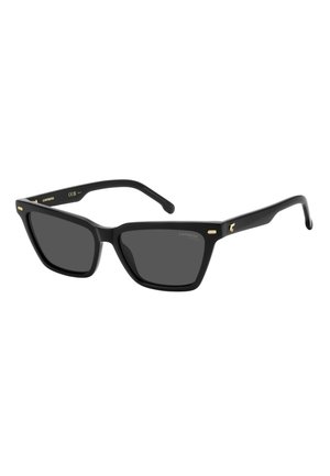 Schwarze rechteckige Sonnenbrille mit dicken Rahmen und dunklen Gläsern, mit kleinen goldenen Akzenten und Carrera-Branding an den Bügeln.