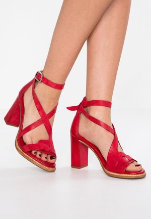 Sandalen met hoge hak - red