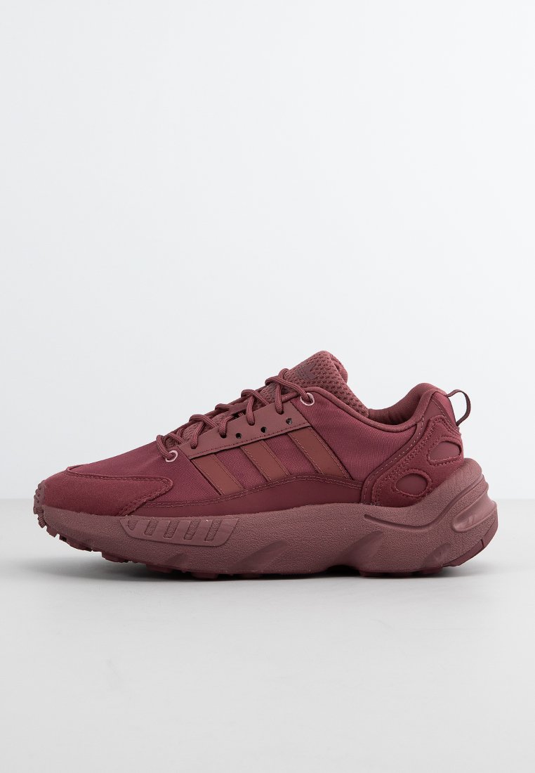 Sneakers low