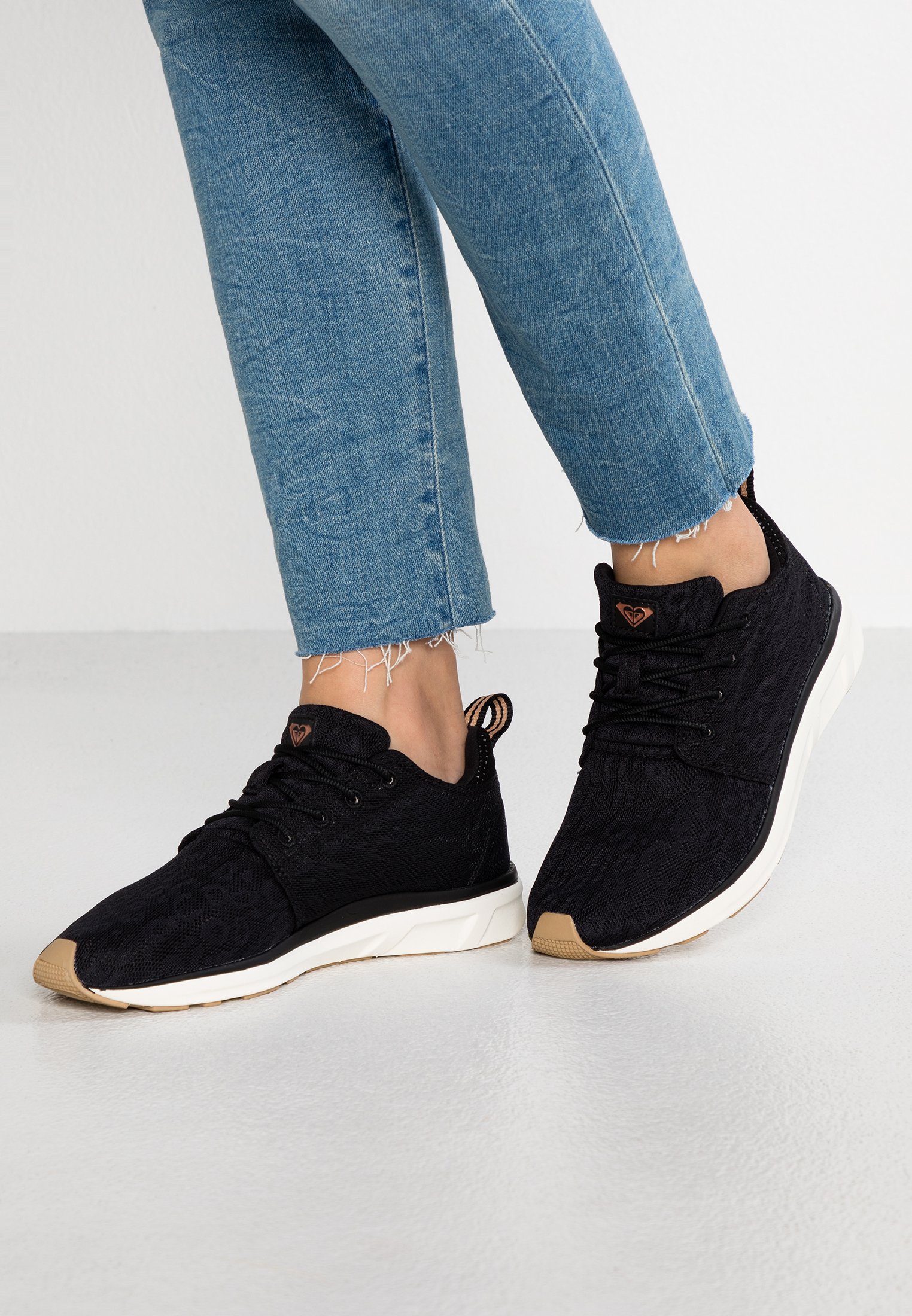 Roxy SET SESSION SHOE Joggesko black Zalando.no Roxy SET SESSION SHOE Joggesko black dark used Zalando.no