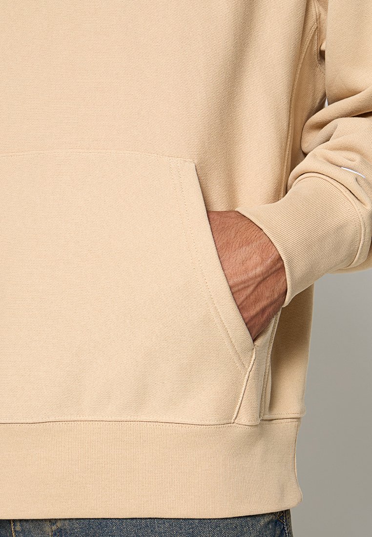 Kapuzenpullover
