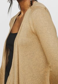 Vero Moda Petite Kardigan