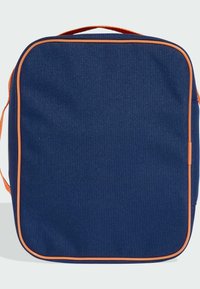 Niebieska torba płócienna z pomarańczowym obszyciem i uchwytem. Prostokątny kształt, gładka faktura, bez widocznych zapięć ani dodatkowych przegródek.