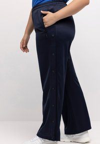 Ulla Popken Pantalones deportivos - black