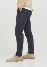 Jack & Jones JPSTMARCO JJWINTER LC - Chino - dark grey