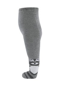 Graue Knöchelsocken mit einem Waschbärmotiv auf dem Fuß, einem weißen Bauch und schwarzen Streifen, aus weichem, elastischem Stoff gefertigt.