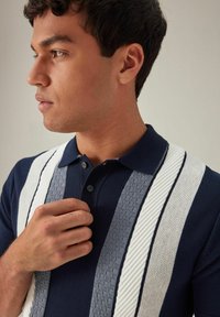 Next STRIPED - REGULAR FIT - Polokošeľa - navy
