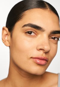 RMS Beauty TINTED "UN" POWDER - Puder - 0-1