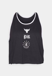 Svart ärmlös linne med vita accenter. Har en grafik av en tjur och texten "PR", tillsammans med ett runt emblem och stjärnor.