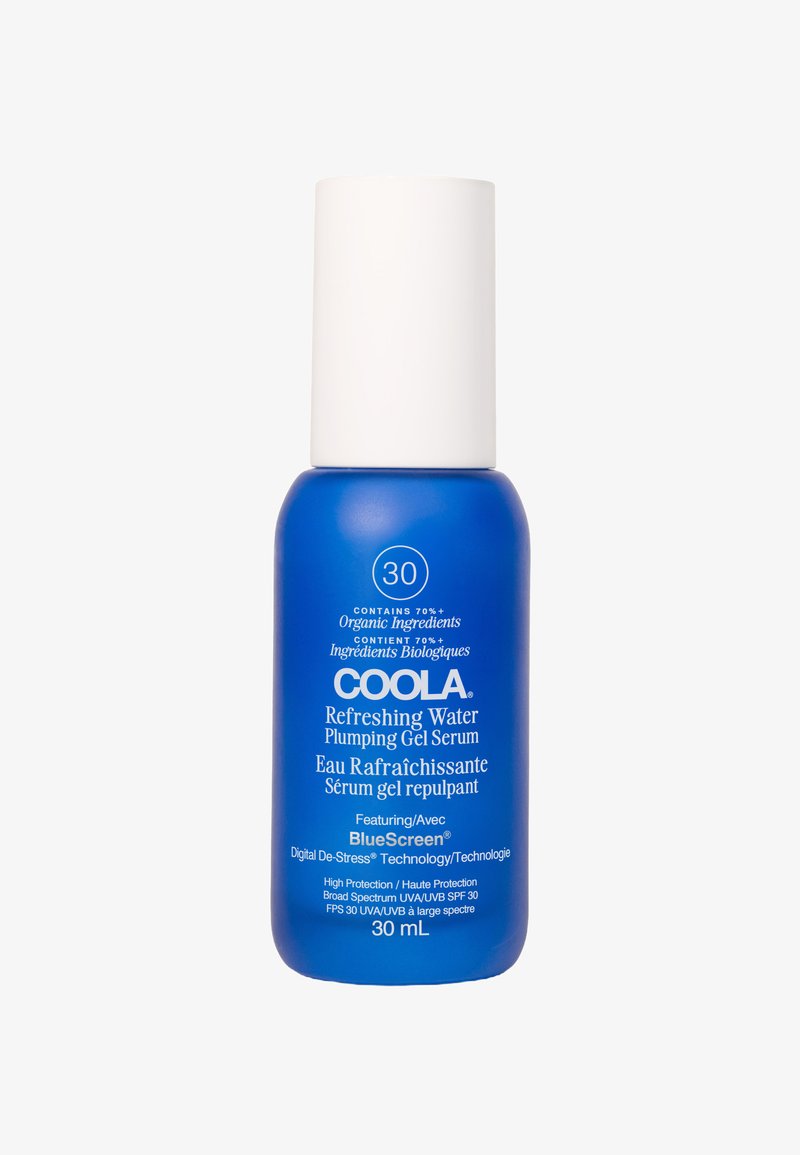 COOLA erfrischendes Wasser-Plumping-Gel-Serum in einer blauen Flasche mit einem weißen Deckel. Enthält 70 % Bio-Zutaten, SPF 30 Schutz, 30 mL Größe.