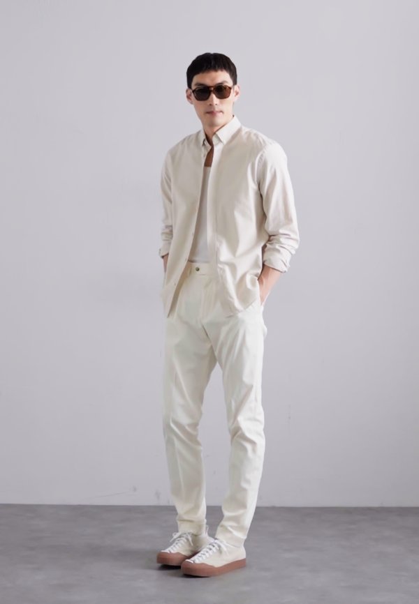 TENUTA - Trousers - pale sand2